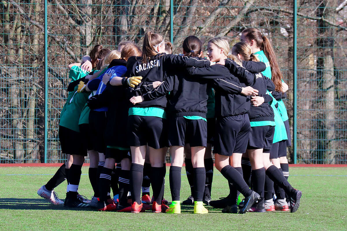 Die U 14-Juniorinnen Landesauswahl ist ab heute auf den Weg nach Lindow.